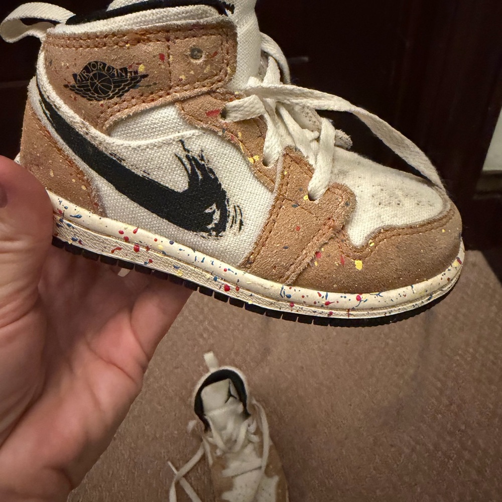 JORDAN 1 MID SE TD 'BRUSHSTROKE PAINT SPLATTER'
